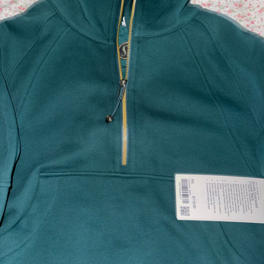 Lululemon half zip scuba